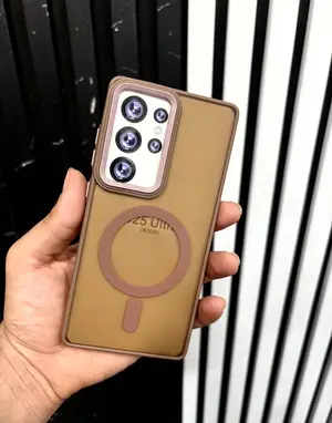 قاب s25 ultra مگسیف دار